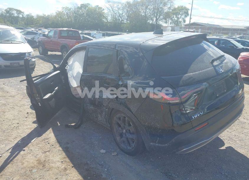 Photo 3 of 2024 Honda Hr-v AWD SPORT/AWD SPORT W/O BSI (VIN 3CZRZ2H57RM754073)