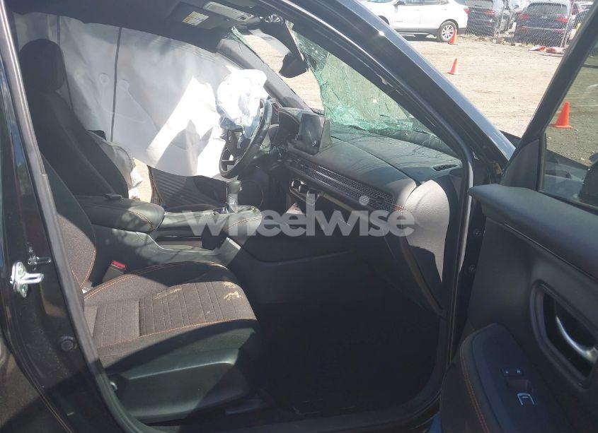 Photo 5 of 2024 Honda Hr-v AWD SPORT/AWD SPORT W/O BSI (VIN 3CZRZ2H57RM754073)