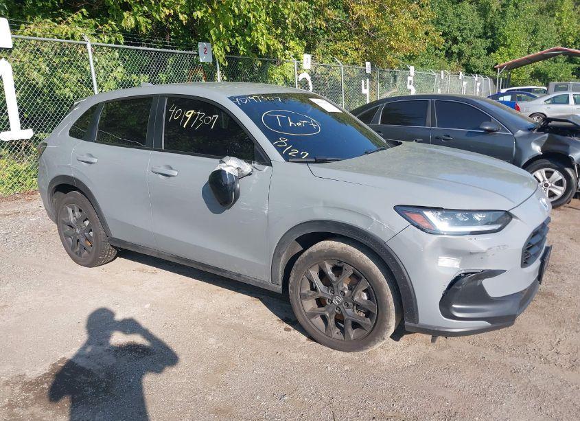 2024 Honda Hr-v (VIN 3CZRZ2H57RM763601) main photo