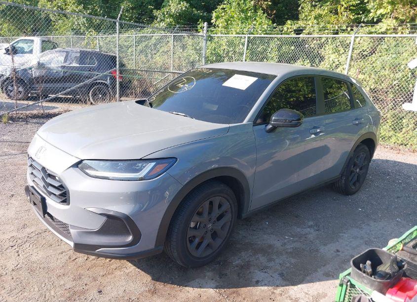 Photo 2 of 2024 Honda Hr-v (VIN 3CZRZ2H57RM763601)