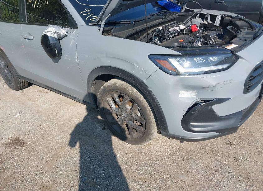 Photo 6 of 2024 Honda Hr-v (VIN 3CZRZ2H57RM763601)