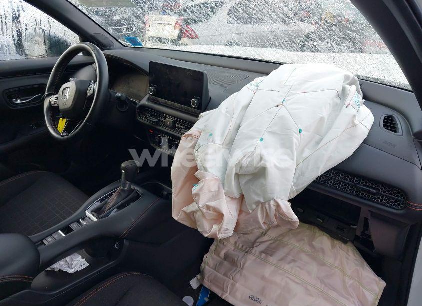 Photo 5 of 2023 Honda Hr-v AWD SPORT (VIN 3CZRZ2H58PM710919)