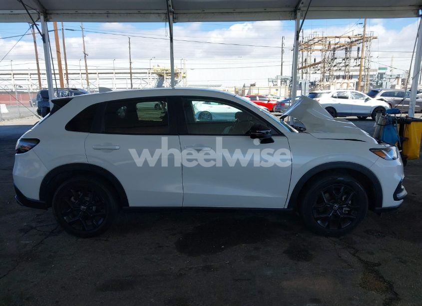 Photo 13 of 2023 Honda Hr-v AWD SPORT (VIN 3CZRZ2H58PM722908)