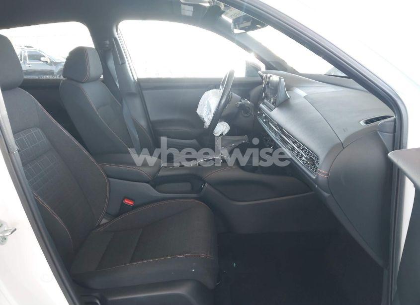 Photo 5 of 2023 Honda Hr-v AWD SPORT (VIN 3CZRZ2H58PM722908)