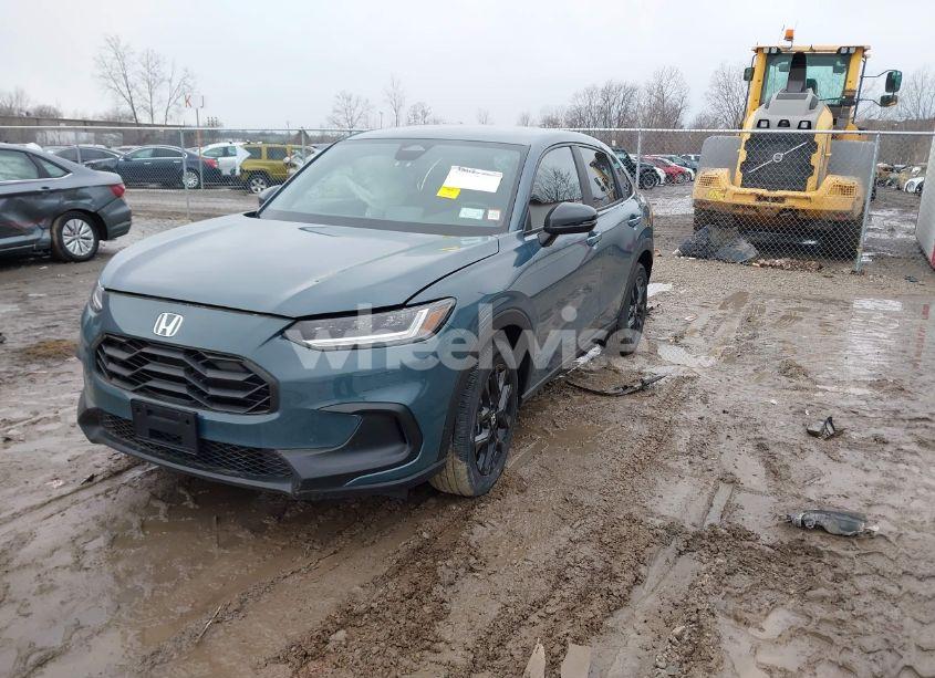 Photo 2 of 2024 Honda Hr-v AWD SPORT/AWD SPORT W/O BSI (VIN 3CZRZ2H58RM726315)