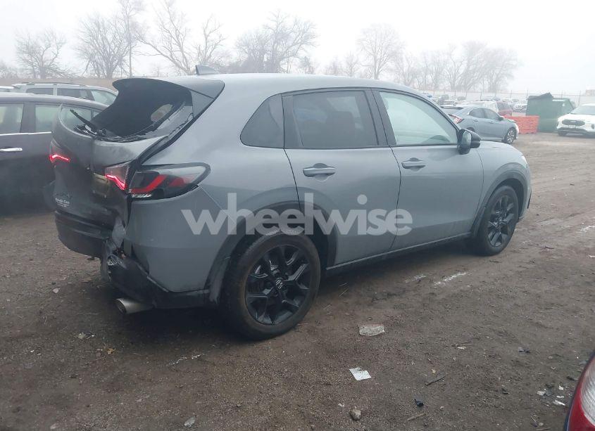 Photo 4 of 2024 Honda Hr-v AWD SPORT/AWD SPORT W/O BSI (VIN 3CZRZ2H58RM744278)