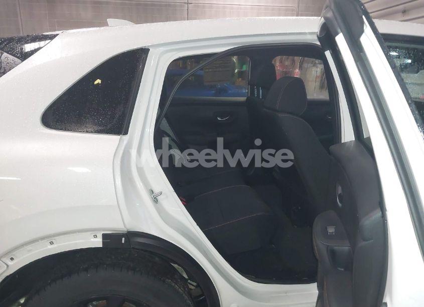 Photo 8 of 2024 Honda Hr-v AWD SPORT/AWD SPORT W/O BSI (VIN 3CZRZ2H58RM769424)