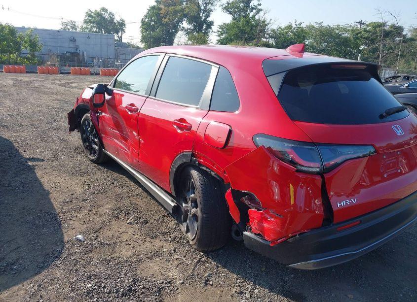 Photo 3 of 2024 Honda Hr-v AWD SPORT/AWD SPORT W/O BSI (VIN 3CZRZ2H58RM774137)