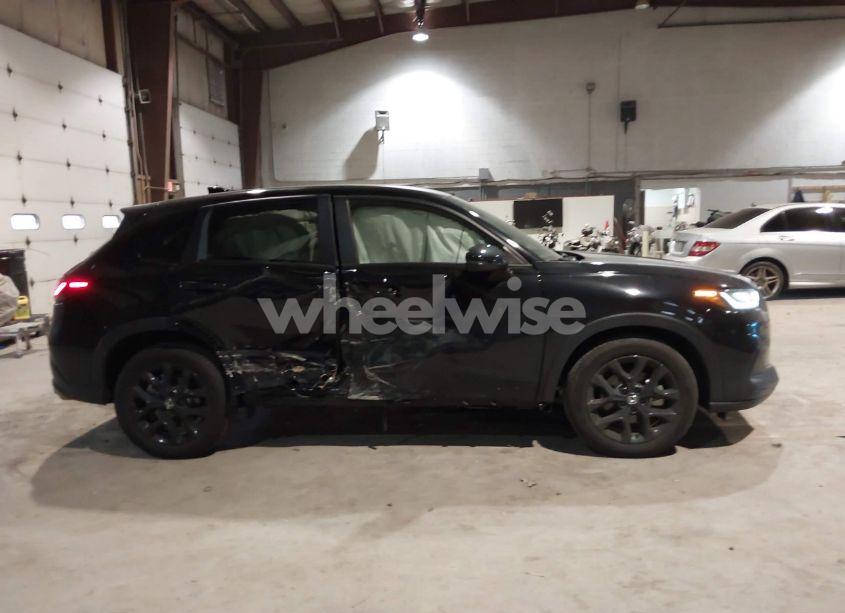 Photo 13 of 2024 Honda Hr-v AWD SPORT/AWD SPORT W/O BSI (VIN 3CZRZ2H58RM782917)