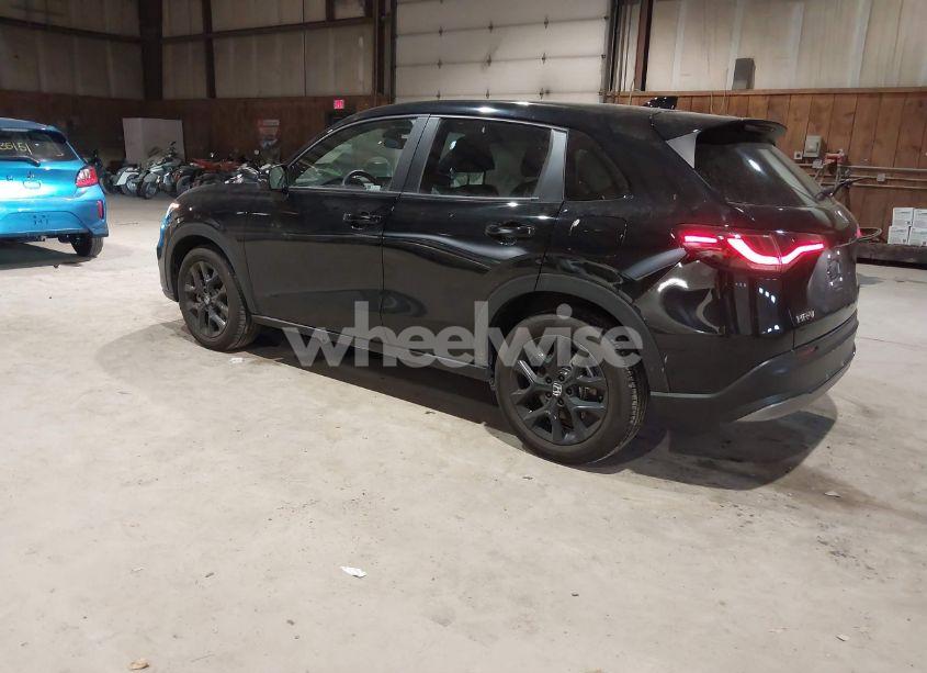 Photo 3 of 2024 Honda Hr-v AWD SPORT/AWD SPORT W/O BSI (VIN 3CZRZ2H58RM782917)