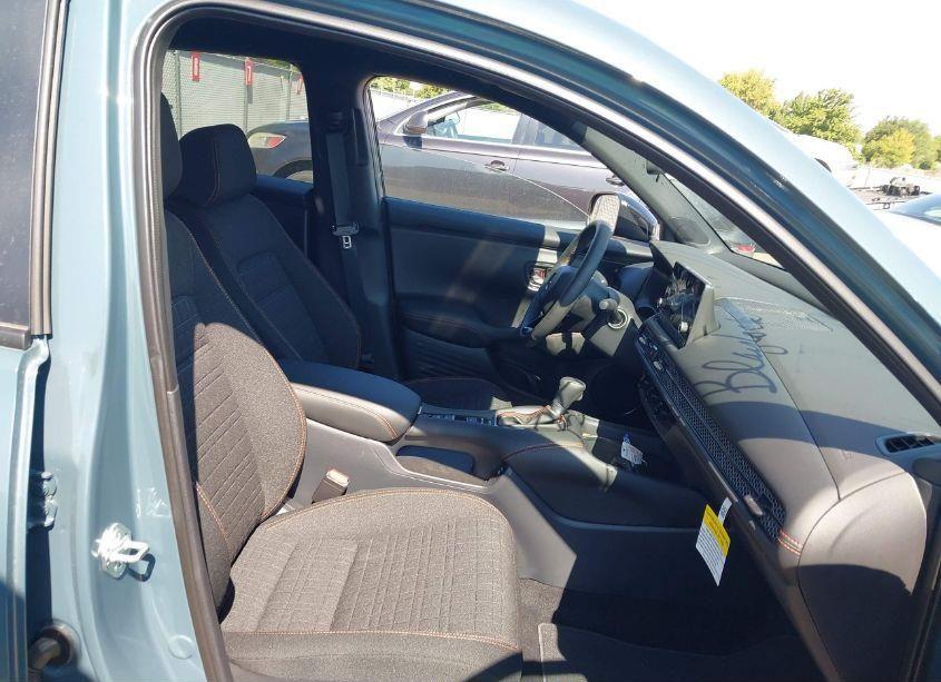 Photo 5 of 2025 Honda Hr-v AWD SPORT (VIN 3CZRZ2H58SM718428)