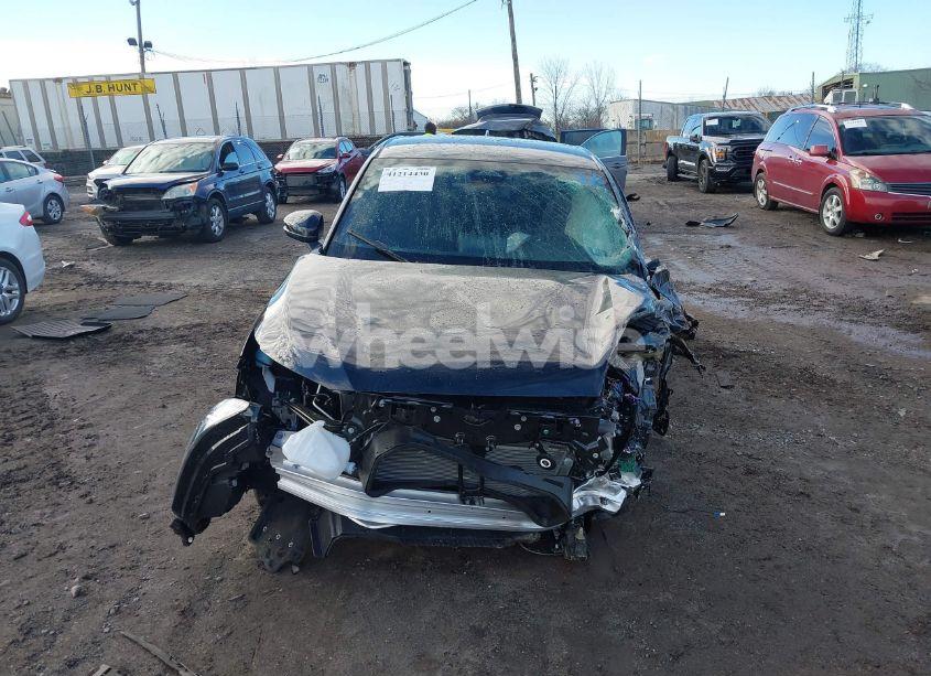 Photo 6 of 2025 Honda Hr-v SPORT (VIN 3CZRZ2H58SM723047)