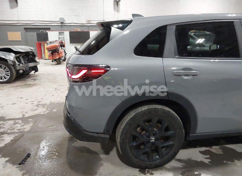 Photo 18 of 2023 Honda Hr-v AWD SPORT (VIN 3CZRZ2H59PM714980)