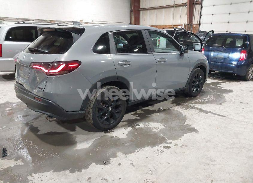 Photo 4 of 2023 Honda Hr-v AWD SPORT (VIN 3CZRZ2H59PM714980)