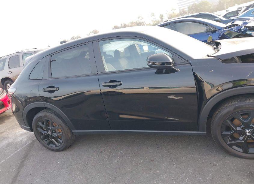 Photo 13 of 2024 Honda Hr-v AWD SPORT/SPORT (VIN 3CZRZ2H59RM704890)