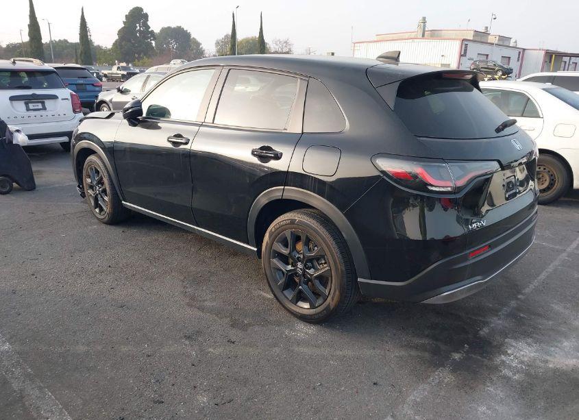 Photo 3 of 2024 Honda Hr-v AWD SPORT/SPORT (VIN 3CZRZ2H59RM704890)