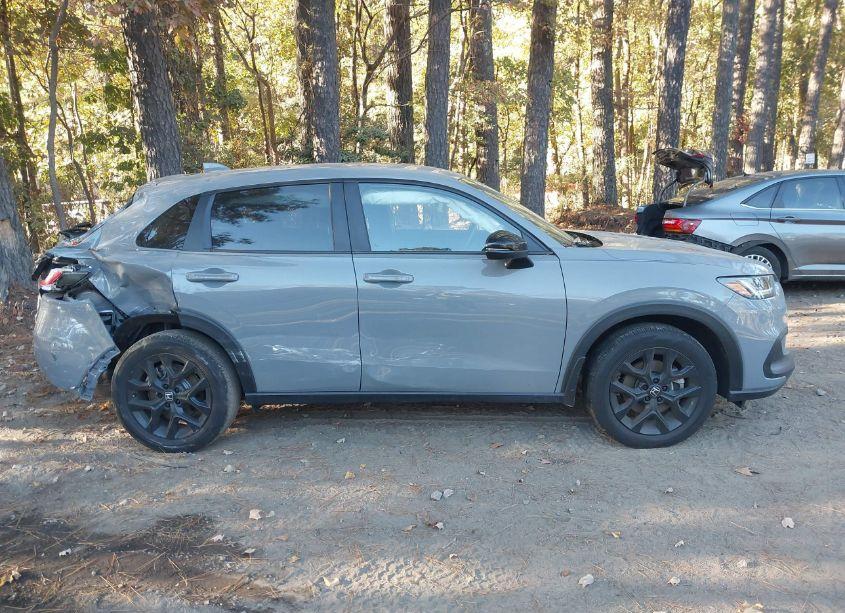 Photo 13 of 2024 Honda Hr-v AWD SPORT/SPORT (VIN 3CZRZ2H59RM714111)