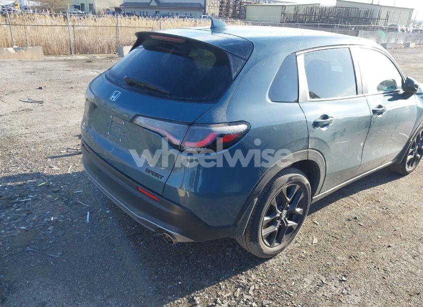 Photo 4 of 2024 Honda Hr-v AWD SPORT/AWD SPORT W/O BSI (VIN 3CZRZ2H59RM757654)