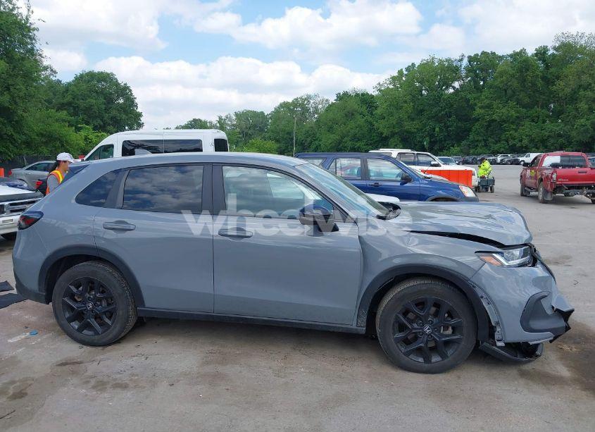 Photo 13 of 2024 Honda Hr-v AWD SPORT/AWD SPORT W/O BSI (VIN 3CZRZ2H59RM764412)