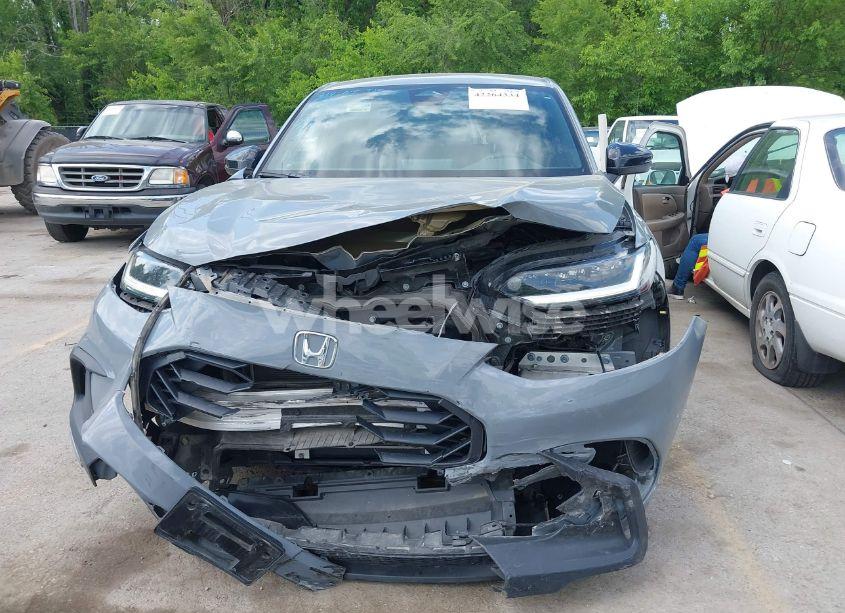 Photo 6 of 2024 Honda Hr-v AWD SPORT/AWD SPORT W/O BSI (VIN 3CZRZ2H59RM764412)