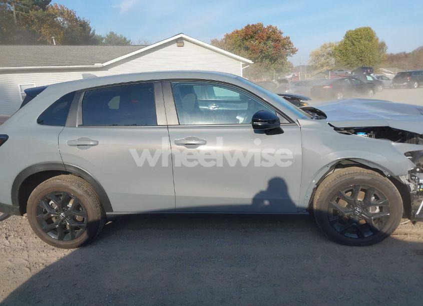 Photo 14 of 2024 Honda Hr-v AWD SPORT/AWD SPORT W/O BSI (VIN 3CZRZ2H59RM766998)