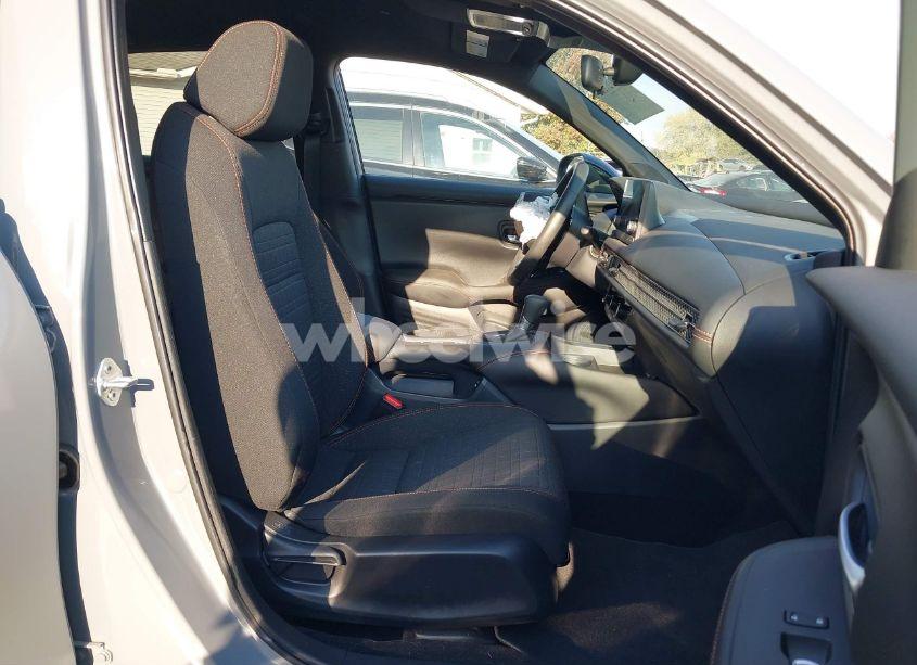 Photo 5 of 2024 Honda Hr-v AWD SPORT/AWD SPORT W/O BSI (VIN 3CZRZ2H59RM766998)