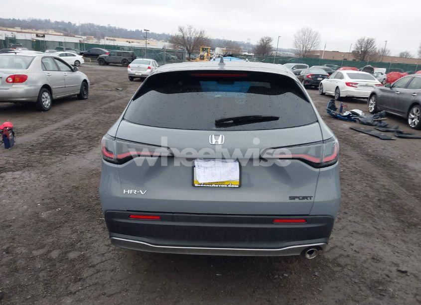 Photo 15 of 2024 Honda Hr-v AWD SPORT/AWD SPORT W/O BSI (VIN 3CZRZ2H59RM775233)