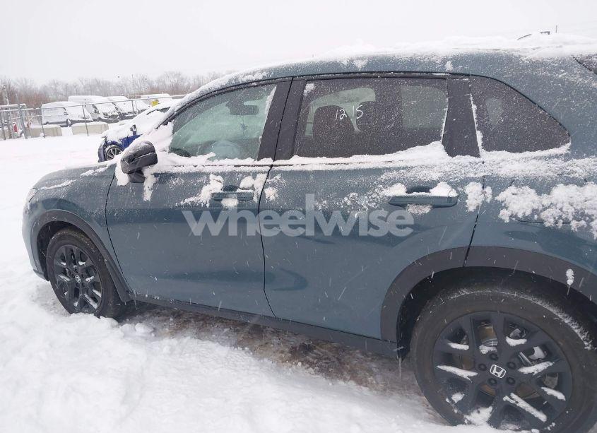 Photo 14 of 2025 Honda Hr-v AWD SPORT (VIN 3CZRZ2H59SM717208)