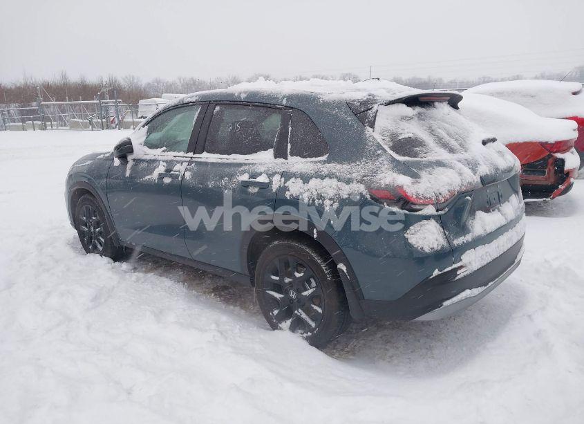 Photo 3 of 2025 Honda Hr-v AWD SPORT (VIN 3CZRZ2H59SM717208)