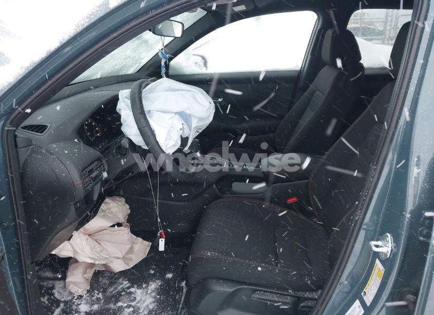 Photo 5 of 2025 Honda Hr-v AWD SPORT (VIN 3CZRZ2H59SM717208)