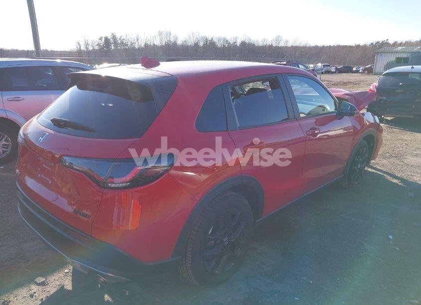 Photo 4 of 2025 Honda Hr-v AWD SPORT (VIN 3CZRZ2H59SM729228)