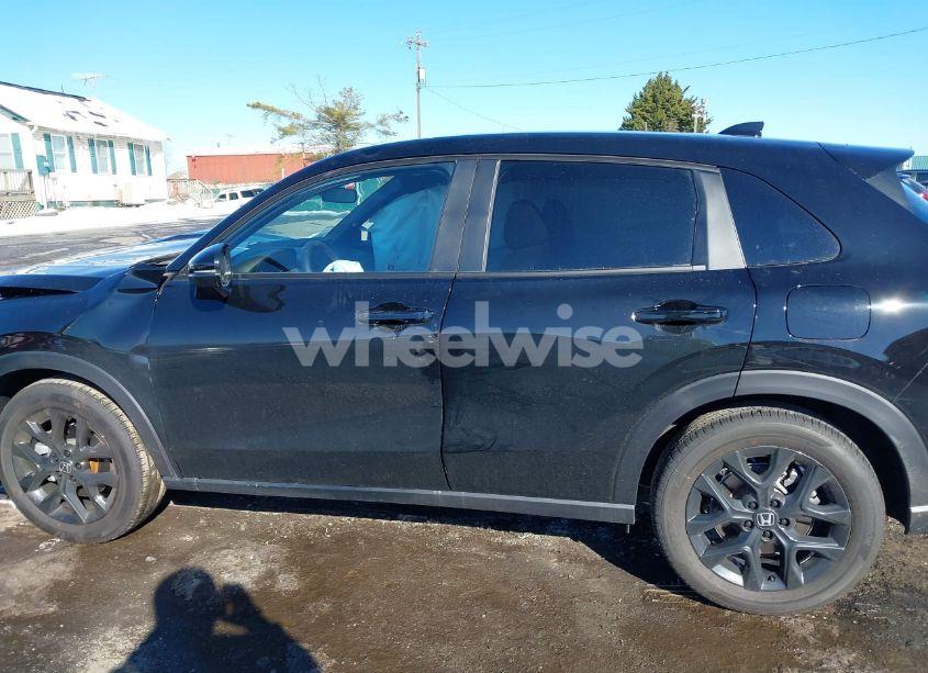 Photo 14 of 2025 Honda Hr-v AWD SPORT (VIN 3CZRZ2H59SM736275)