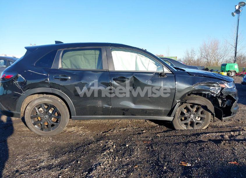 Photo 13 of 2023 Honda Hr-v AWD SPORT (VIN 3CZRZ2H5XPM723641)