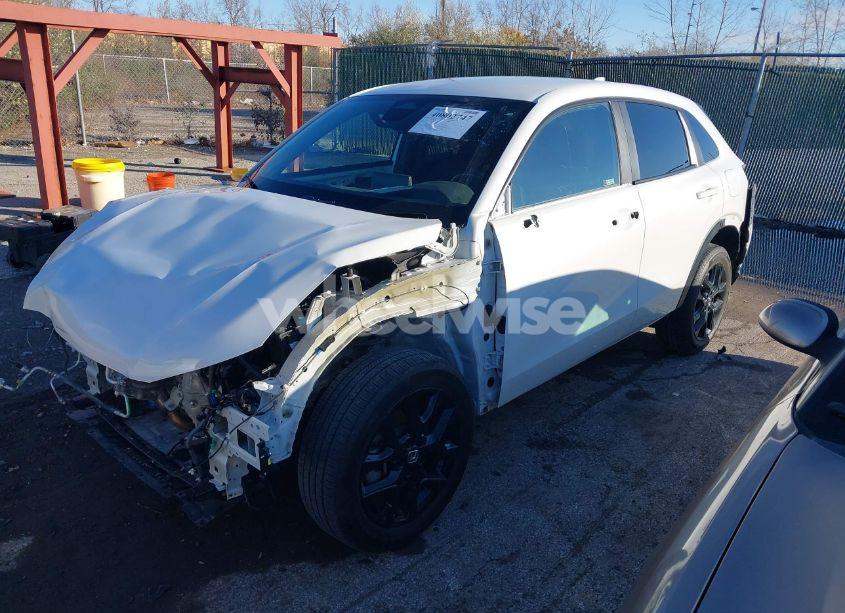 Photo 2 of 2024 Honda Hr-v AWD SPORT/AWD SPORT W/O BSI (VIN 3CZRZ2H5XRM712822)