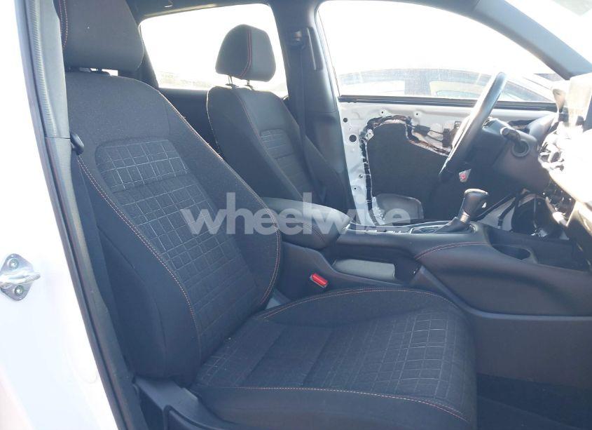 Photo 5 of 2024 Honda Hr-v AWD SPORT/AWD SPORT W/O BSI (VIN 3CZRZ2H5XRM712822)