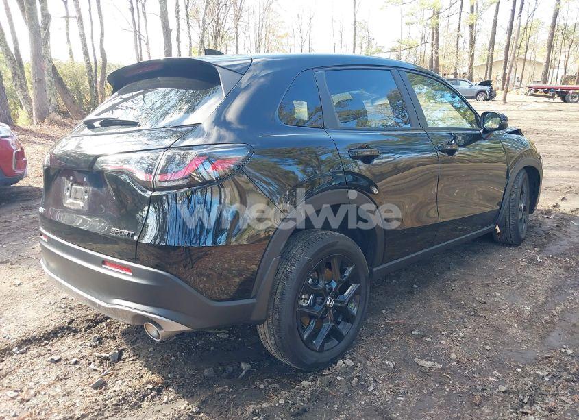 Photo 4 of 2025 Honda Hr-v AWD SPORT (VIN 3CZRZ2H5XSM722384)