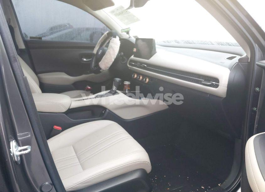 Photo 5 of 2023 Honda Hr-v AWD EX-L (VIN 3CZRZ2H71PM717714)