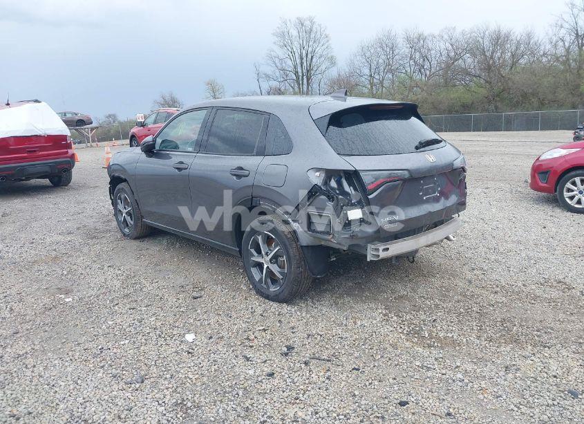 Photo 3 of 2024 Honda Hr-v AWD EX-L/AWD EX-L W/O BSI (VIN 3CZRZ2H71RM727839)