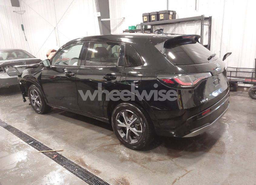Photo 3 of 2024 Honda Hr-v AWD EX-L/AWD EX-L W/O BSI (VIN 3CZRZ2H71RM775373)