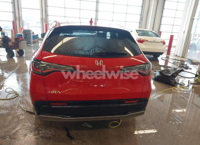 Photo 17 of 2024 Honda Hr-v AWD EX-L/AWD EX-L W/O BSI (VIN 3CZRZ2H71RM776488)