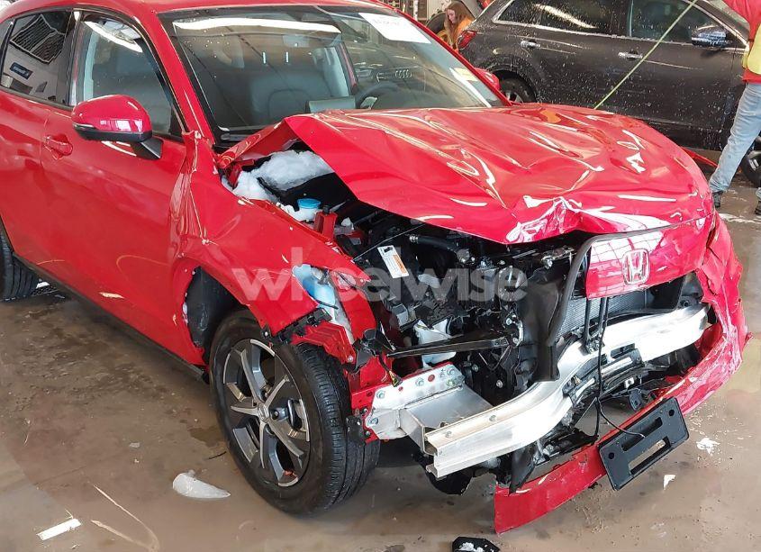 Photo 6 of 2024 Honda Hr-v AWD EX-L/AWD EX-L W/O BSI (VIN 3CZRZ2H71RM776488)