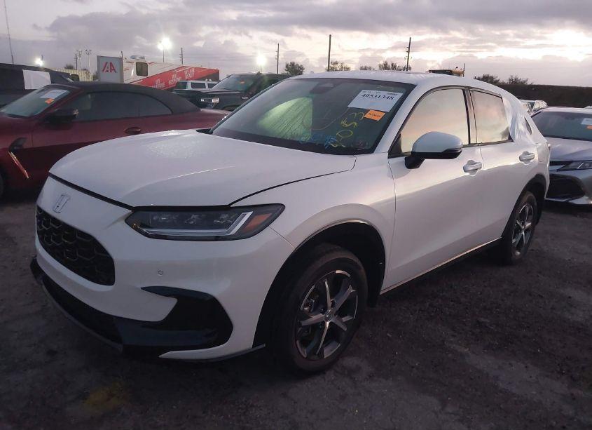 Photo 2 of 2025 Honda Hr-v AWD EX-L (VIN 3CZRZ2H71SM714384)