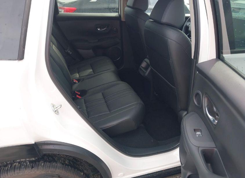 Photo 8 of 2025 Honda Hr-v AWD EX-L (VIN 3CZRZ2H71SM714384)