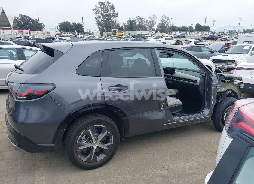 Photo 14 of 2024 Honda Hr-v AWD EX-L/AWD EX-L W/O BSI (VIN 3CZRZ2H72RM735223)