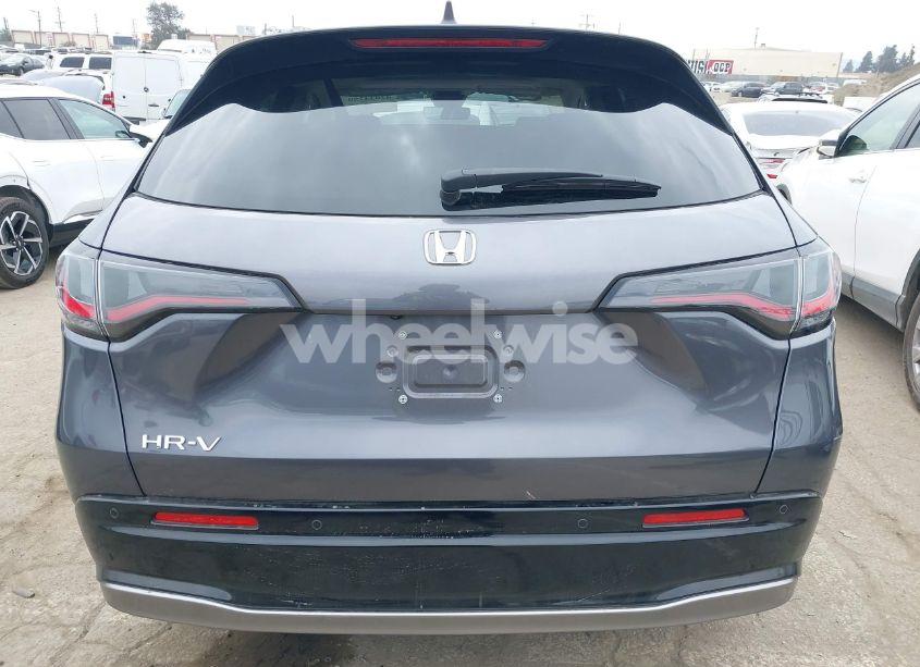 Photo 17 of 2024 Honda Hr-v AWD EX-L/AWD EX-L W/O BSI (VIN 3CZRZ2H72RM735223)