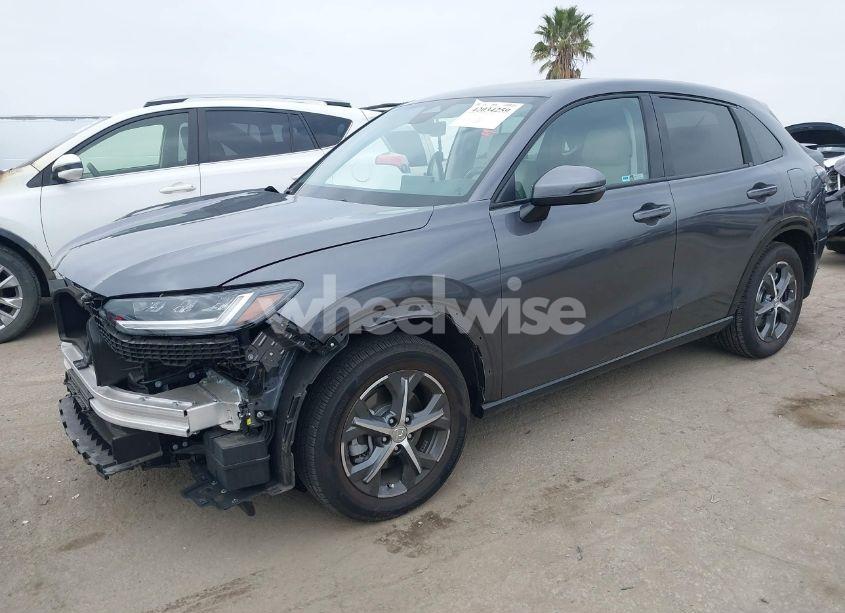 Photo 2 of 2024 Honda Hr-v AWD EX-L/AWD EX-L W/O BSI (VIN 3CZRZ2H72RM735223)