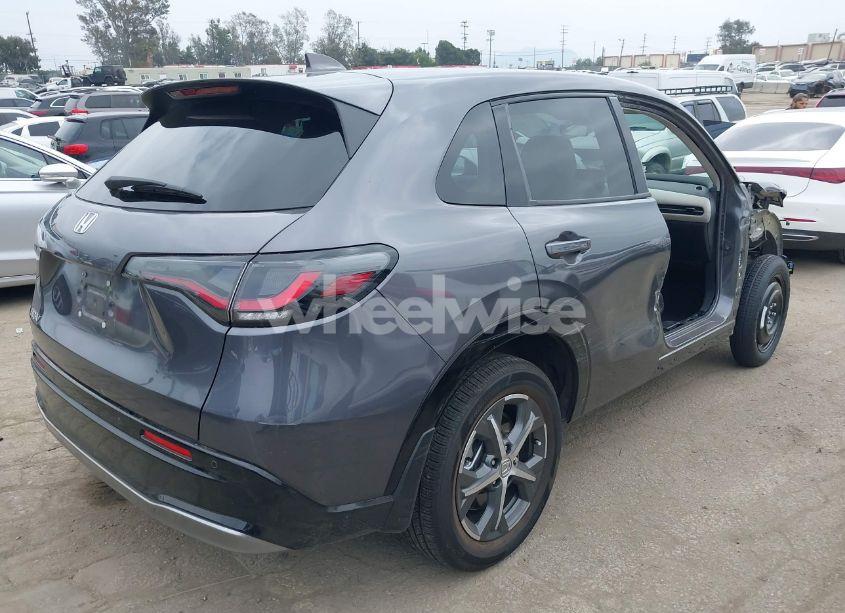 Photo 4 of 2024 Honda Hr-v AWD EX-L/AWD EX-L W/O BSI (VIN 3CZRZ2H72RM735223)