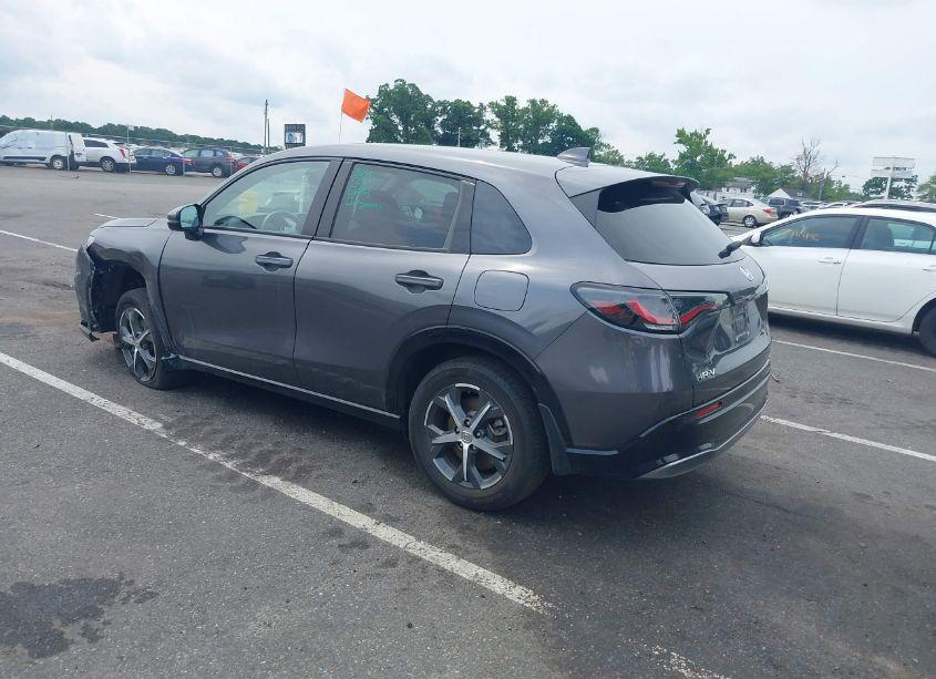 Photo 3 of 2024 Honda Hr-v AWD EX-L/AWD EX-L W/O BSI (VIN 3CZRZ2H73RM726014)