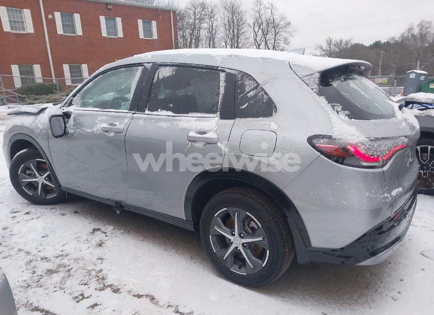 Photo 14 of 2024 Honda Hr-v AWD EX-L/AWD EX-L W/O BSI (VIN 3CZRZ2H73RM727793)