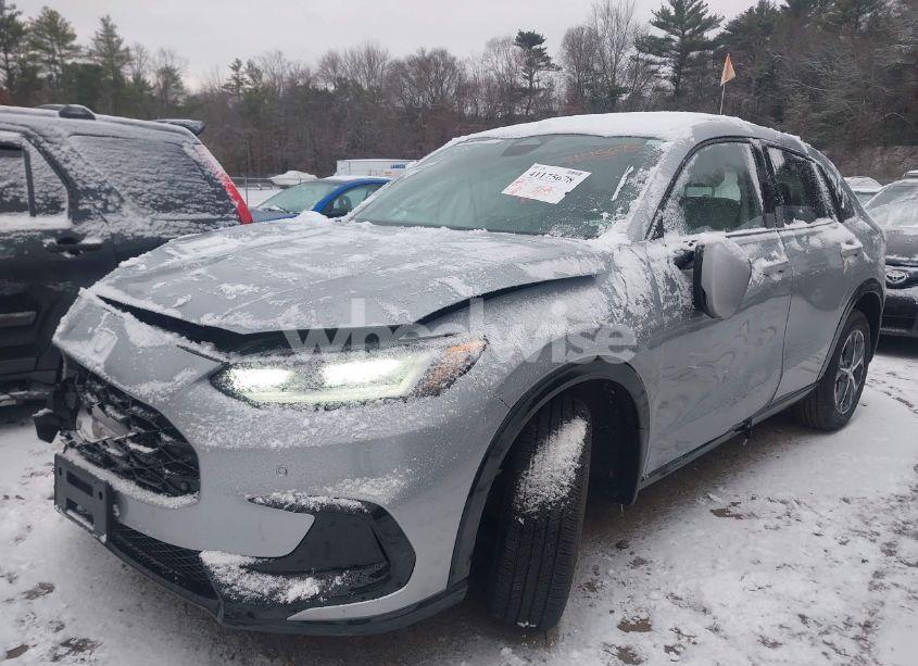 Photo 2 of 2024 Honda Hr-v AWD EX-L/AWD EX-L W/O BSI (VIN 3CZRZ2H73RM727793)